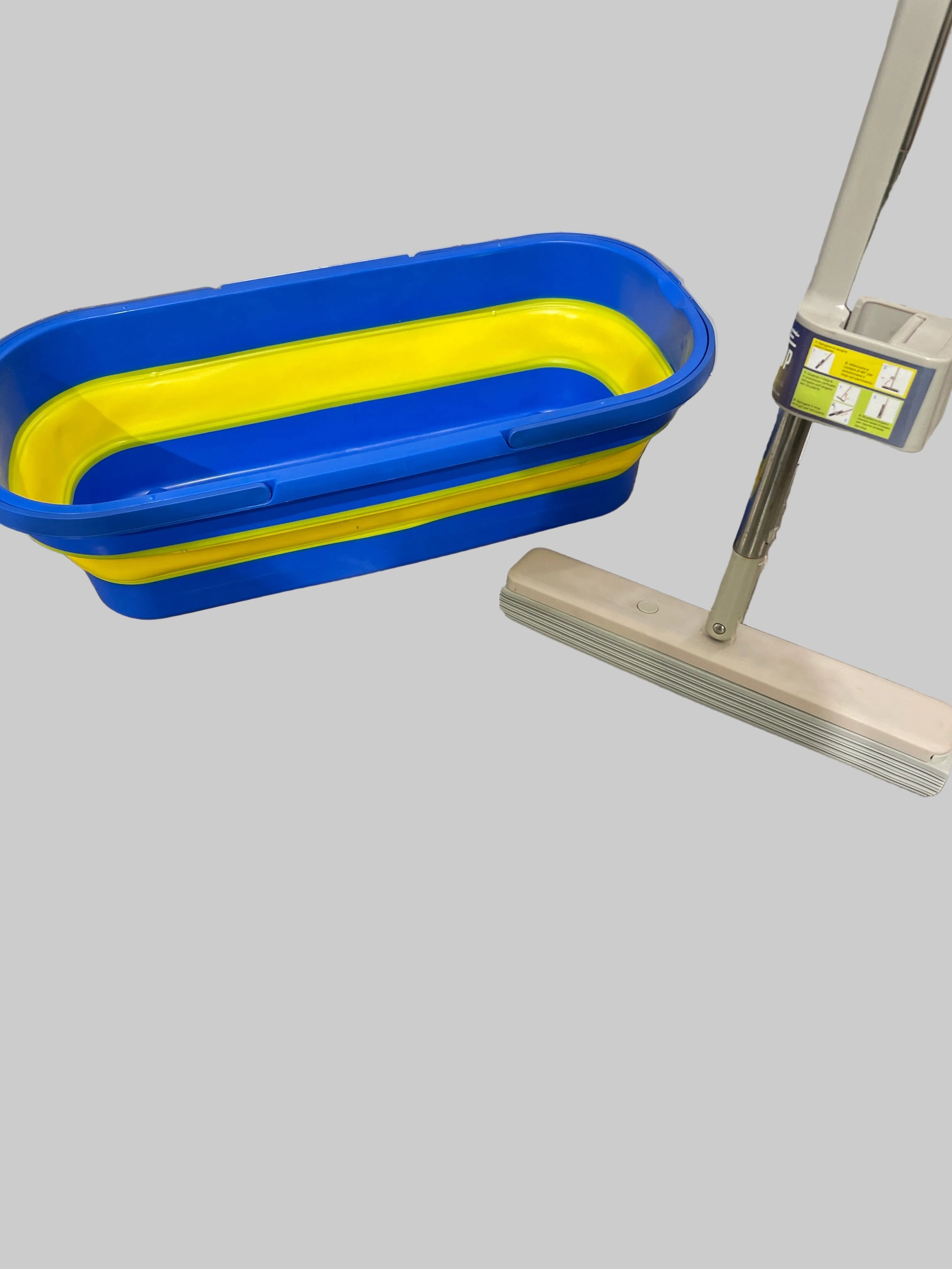 Mop con secchio salvaspazio