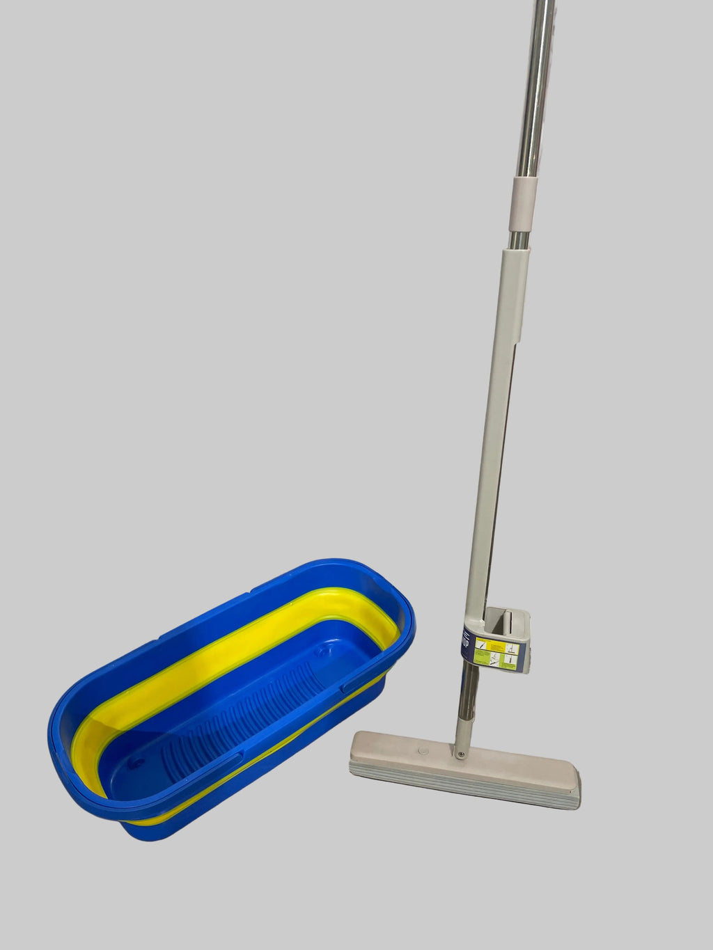 Mop con secchio salvaspazio